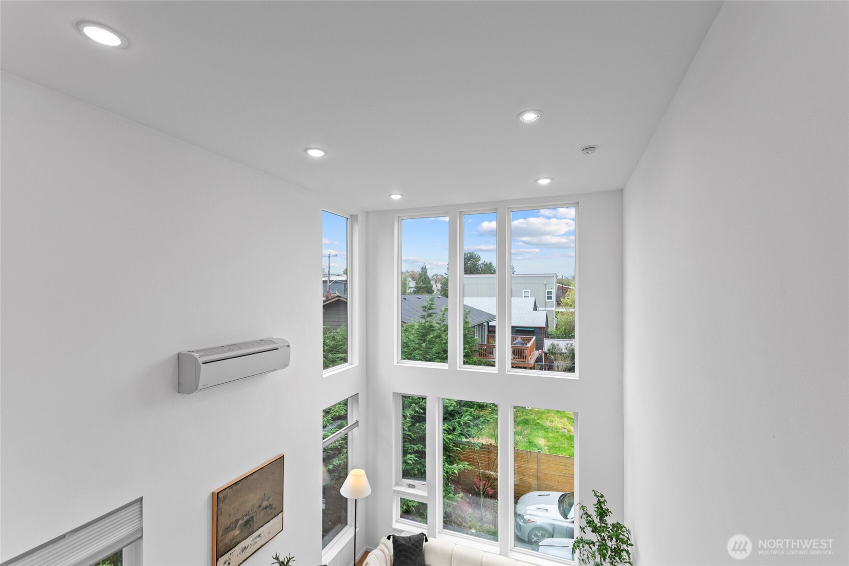 2612 E Yesler Way , Seattle, WA 98122