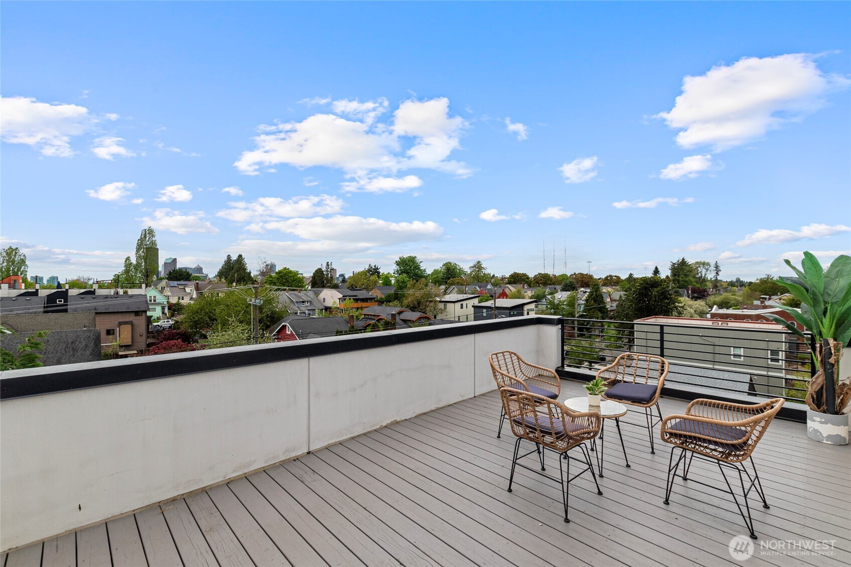 2612 E Yesler Way , Seattle, WA 98122