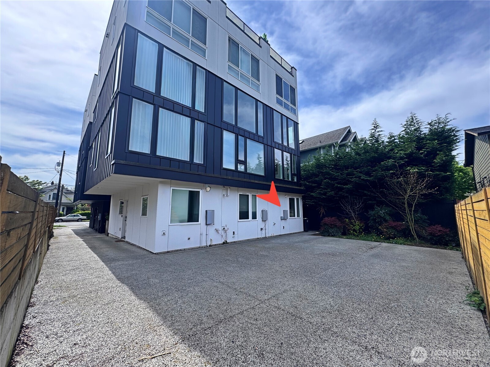 2612 E Yesler Way , Seattle, WA 98122