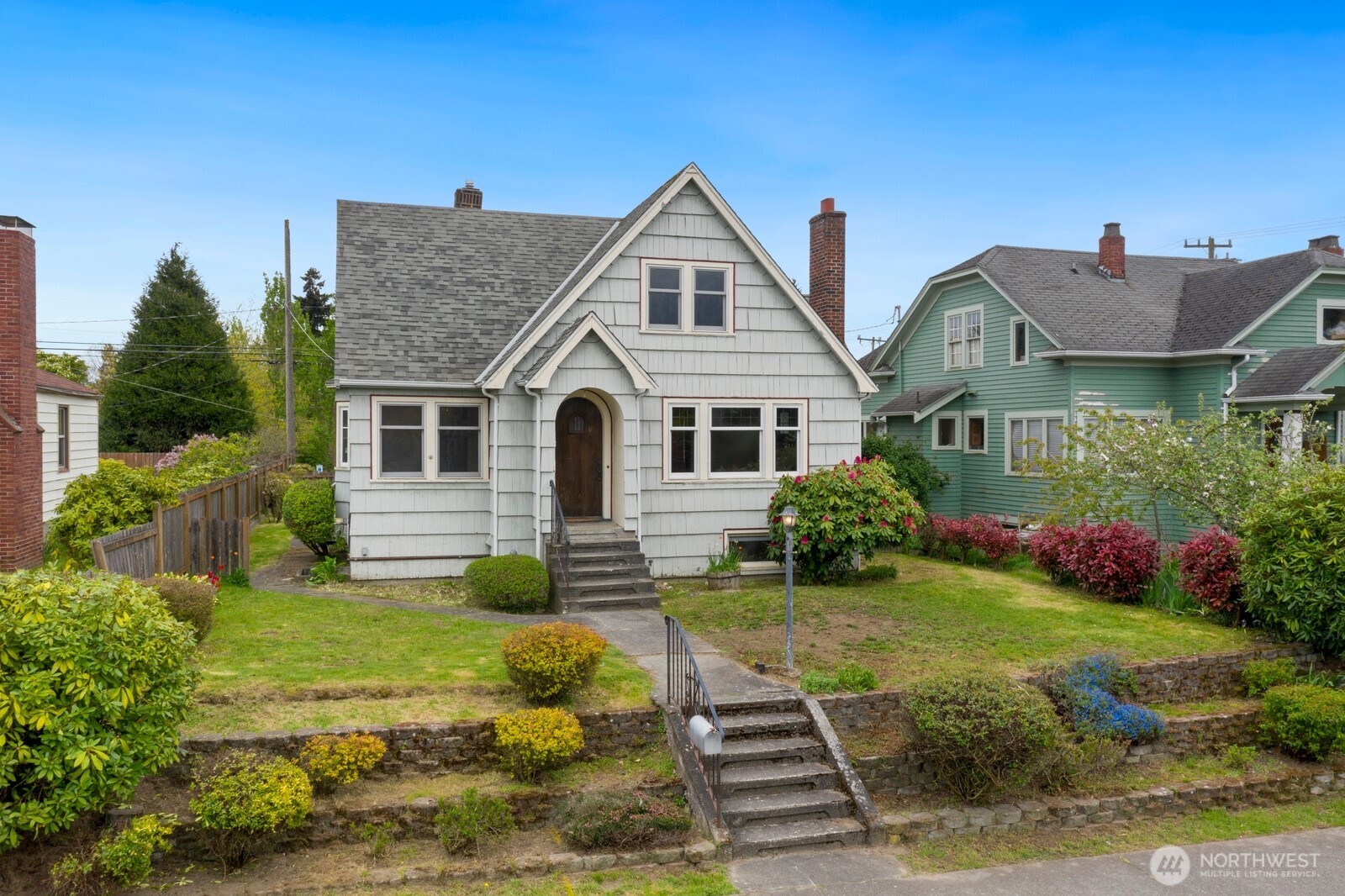 4052 44th Avenue SW, Seattle, WA 98116-3714