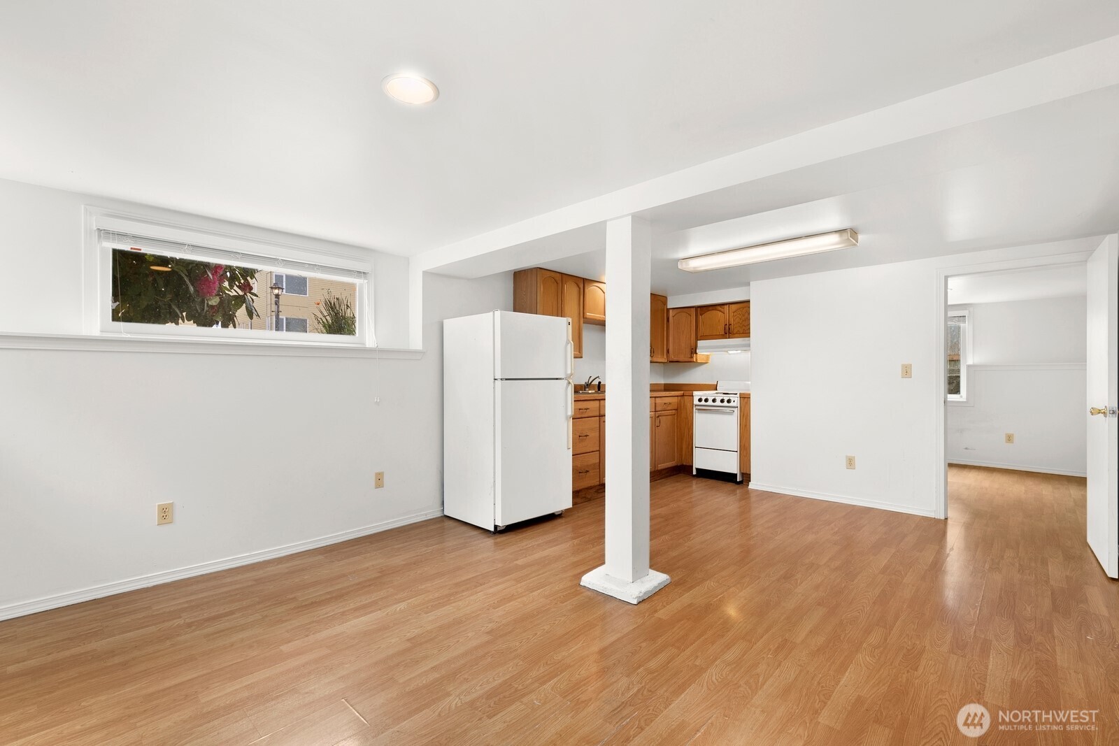 4052 44th Avenue SW, Seattle, WA 98116-3714