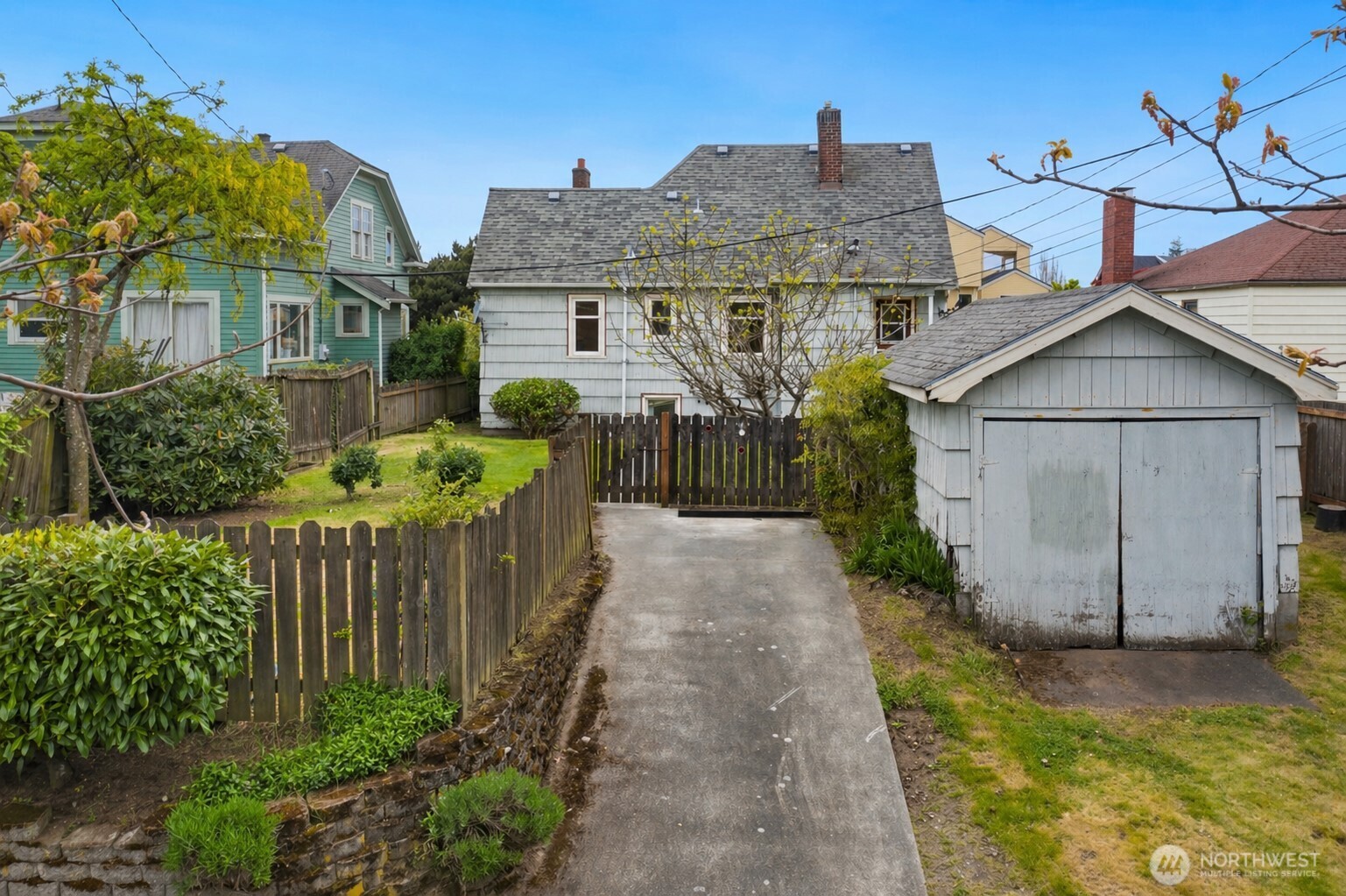 4052 44th Avenue SW, Seattle, WA 98116-3714