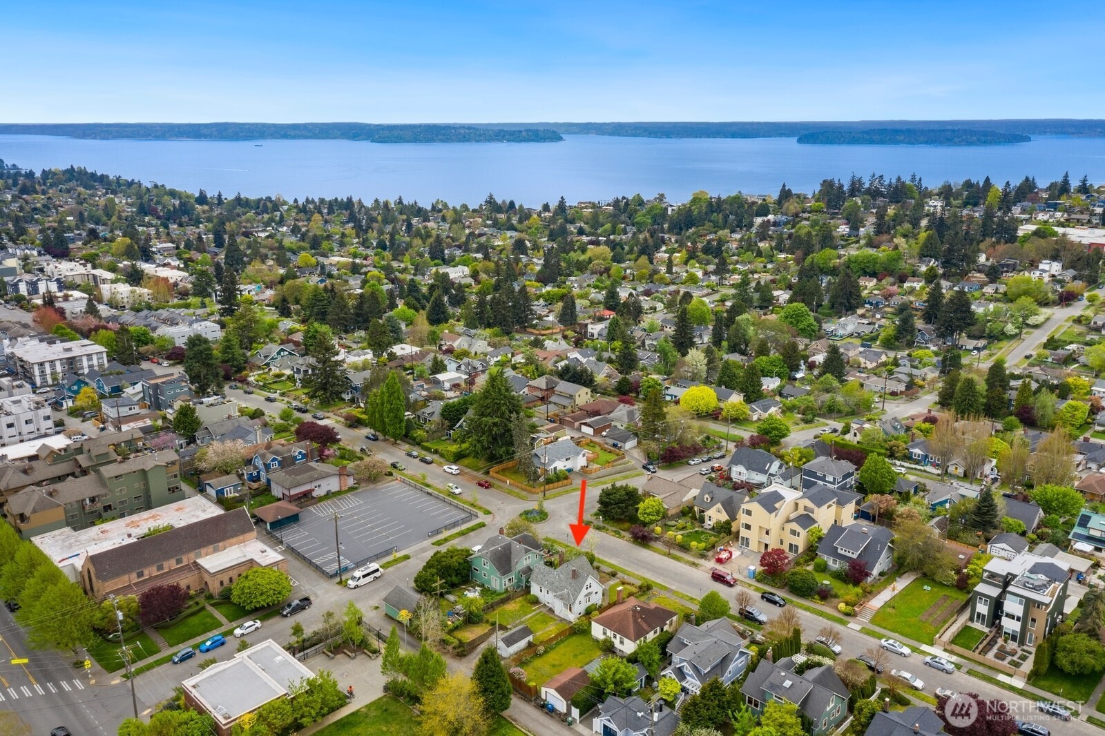 4052 44th Avenue SW, Seattle, WA 98116-3714