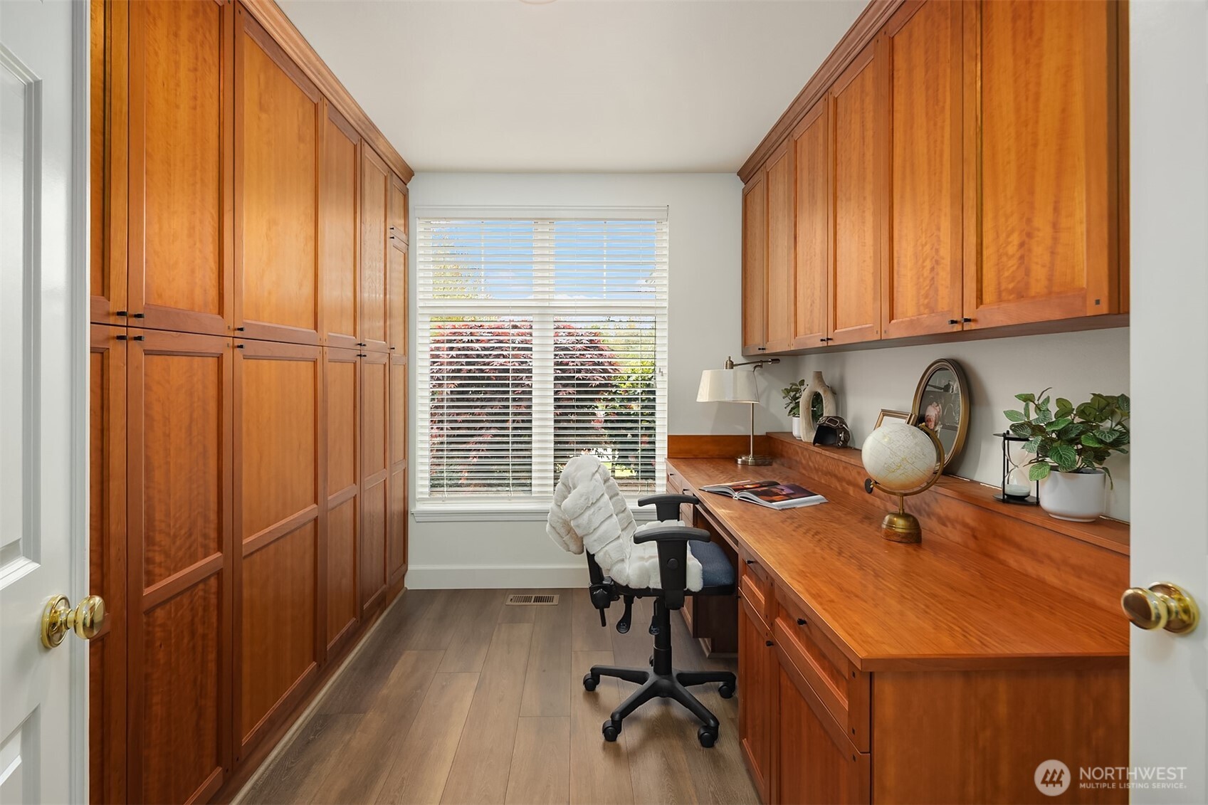 6308 Clubhouse Lane , Mukilteo, WA 98275-5045