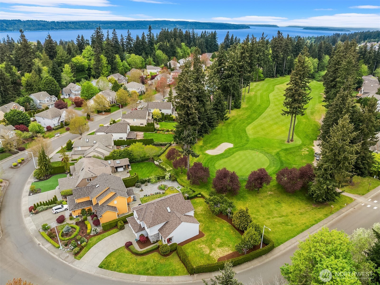 6308 Clubhouse Lane , Mukilteo, WA 98275-5045