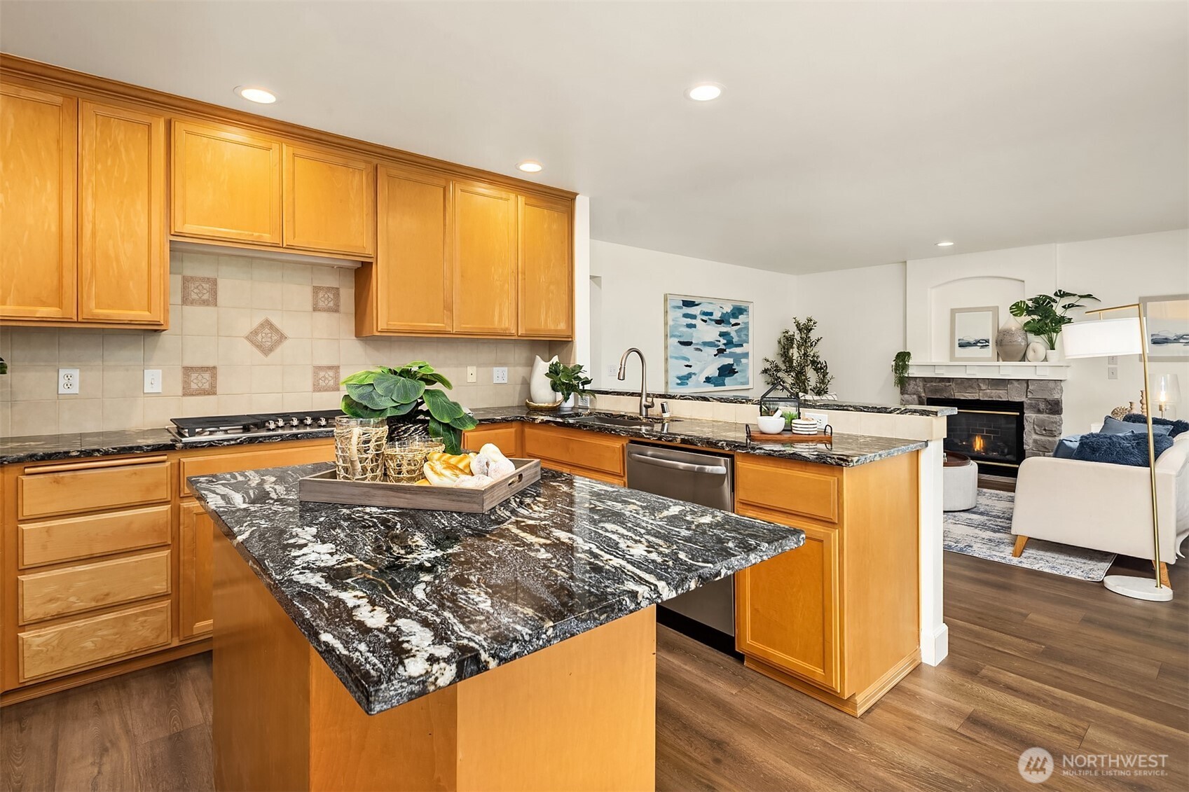 6308 Clubhouse Lane , Mukilteo, WA 98275-5045