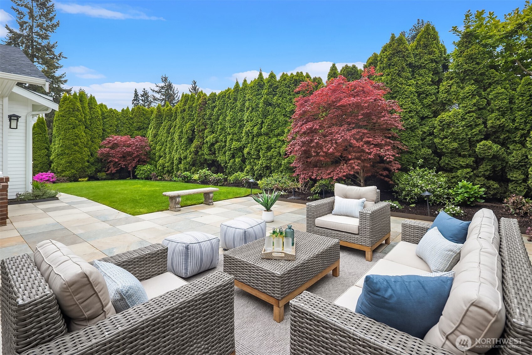 5230 NE 75th Street , Seattle, WA 98115