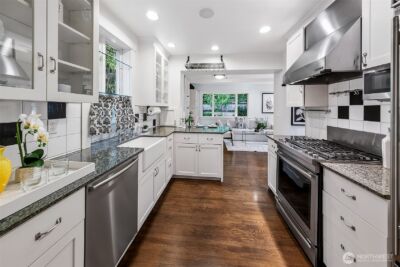 2127 Boyer Avenue E, Seattle, WA 98112 - Photo 15