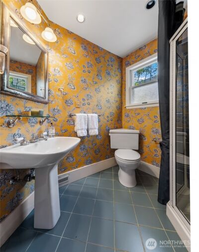 2127 Boyer Avenue E, Seattle, WA 98112 - Photo 16