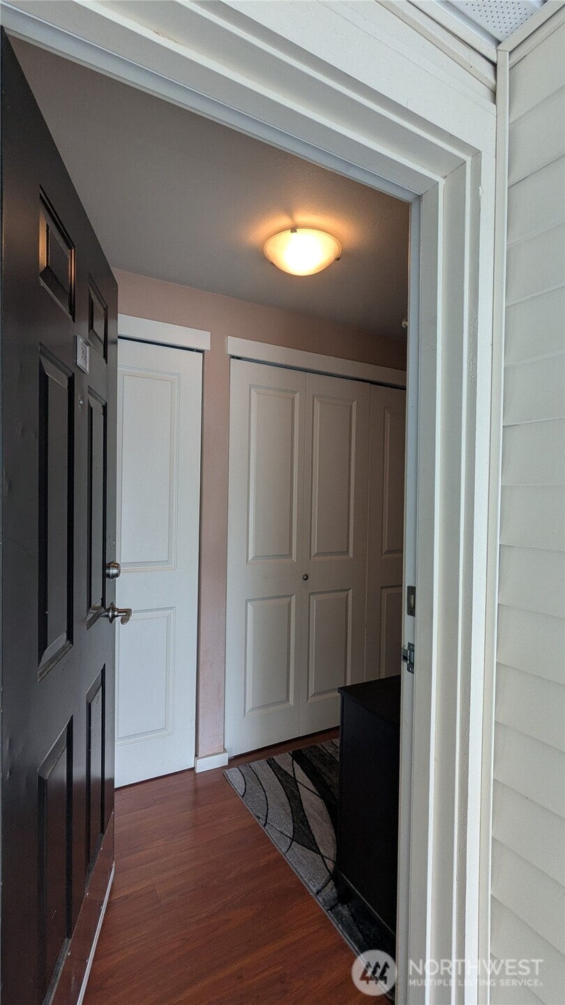 12404 E Gibson Road #P306, Everett, WA 98204-8687