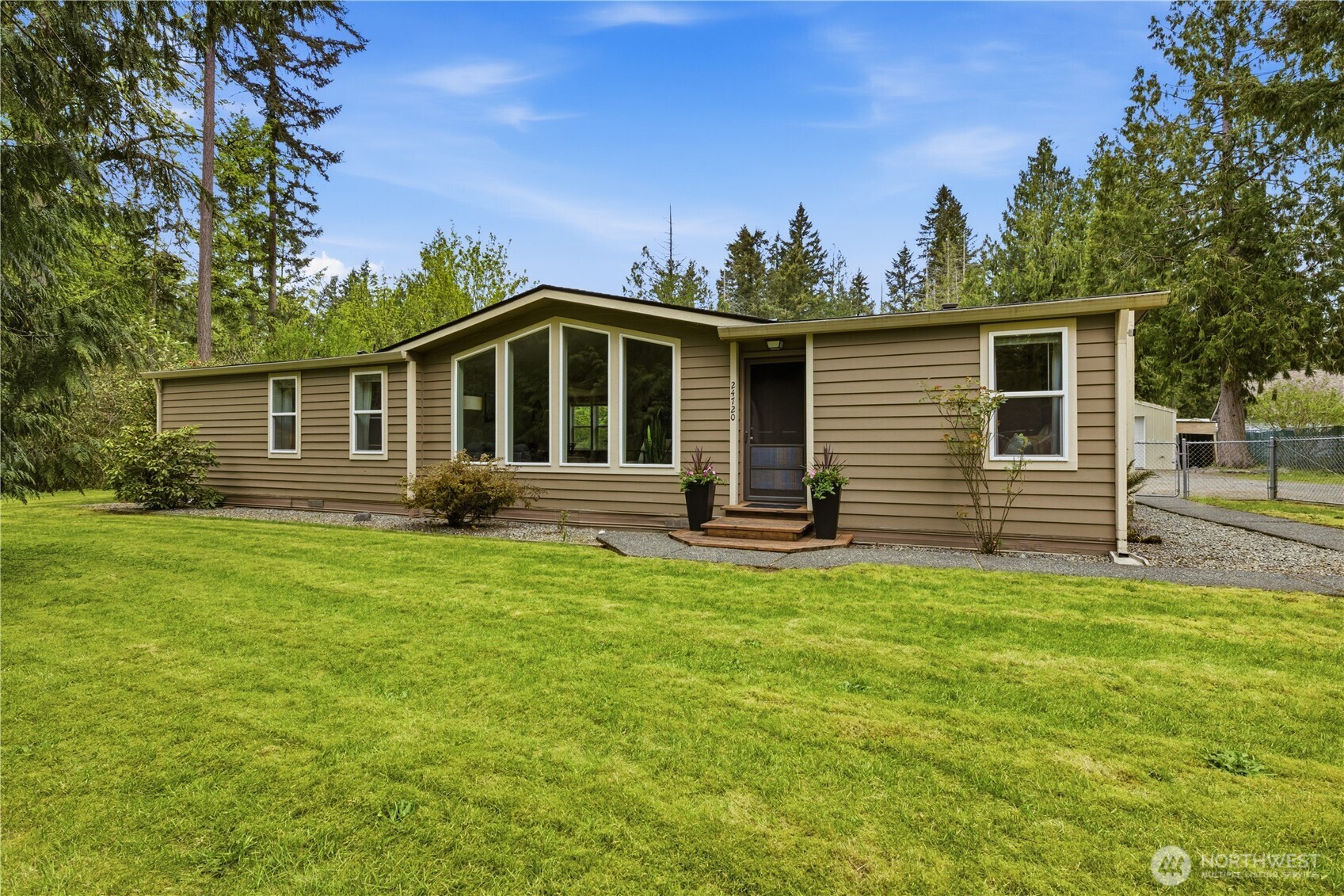 24720 SE 380th Street , Enumclaw, WA 98022
