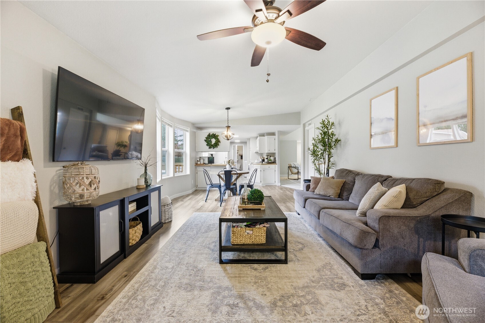 24720 SE 380th Street , Enumclaw, WA 98022