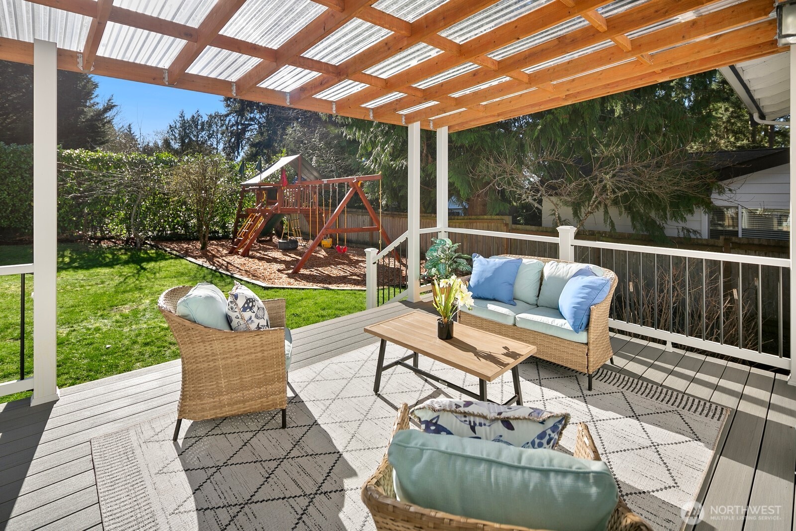7037 NE 137th Street , Kirkland, WA 98034