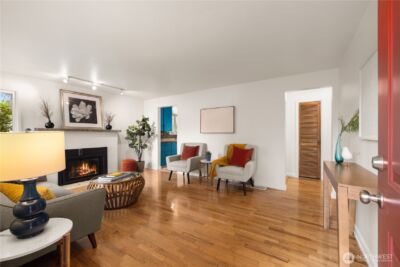 11253 35th Avenue SW, Seattle, WA 98146 - Photo 3
