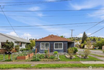 544 Whitworth Avenue S, Renton, WA 98057 - Photo 2