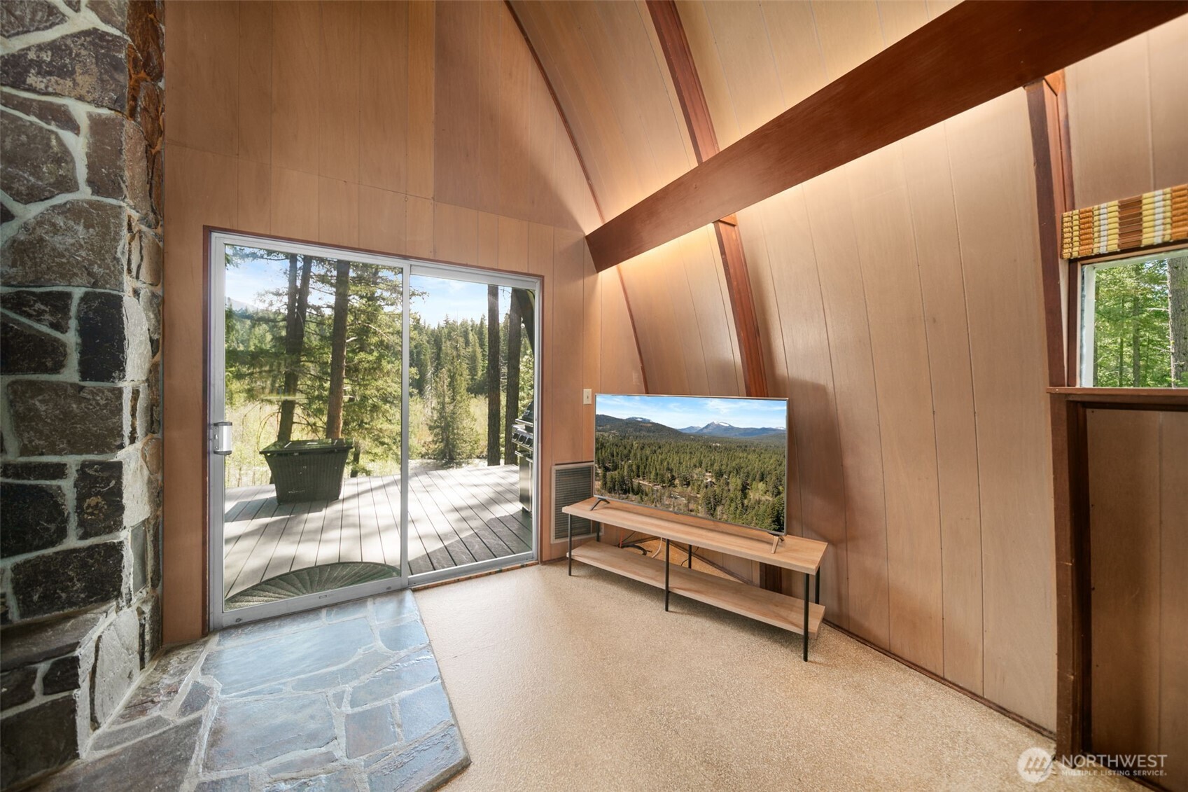 2514 Kinnikinnick Drive , Leavenworth, WA 98826