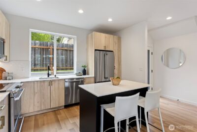 6747 Earl Avenue NW, Seattle, WA 98117 - Photo 16