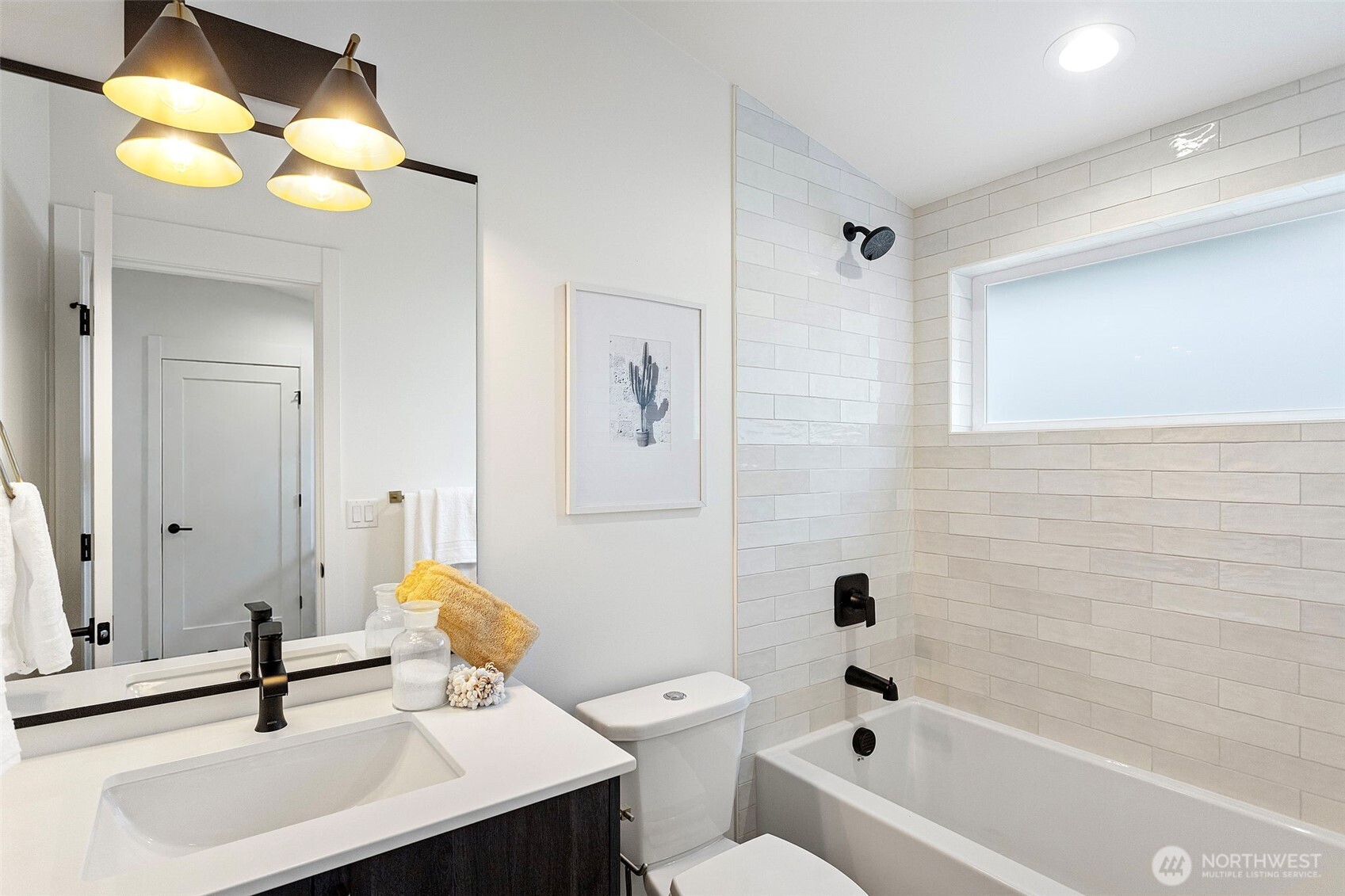 6747 Earl Avenue NW, Seattle, WA 98117