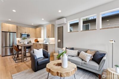 6745 Earl Avenue NW, Seattle, WA 98117 - Photo 22