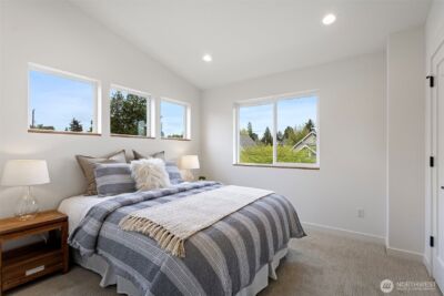 6745 Earl Avenue NW, Seattle, WA 98117 - Photo 24