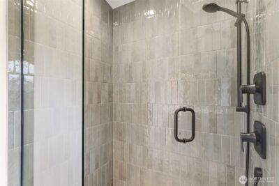 6745 Earl Avenue NW, Seattle, WA 98117 - Photo 29