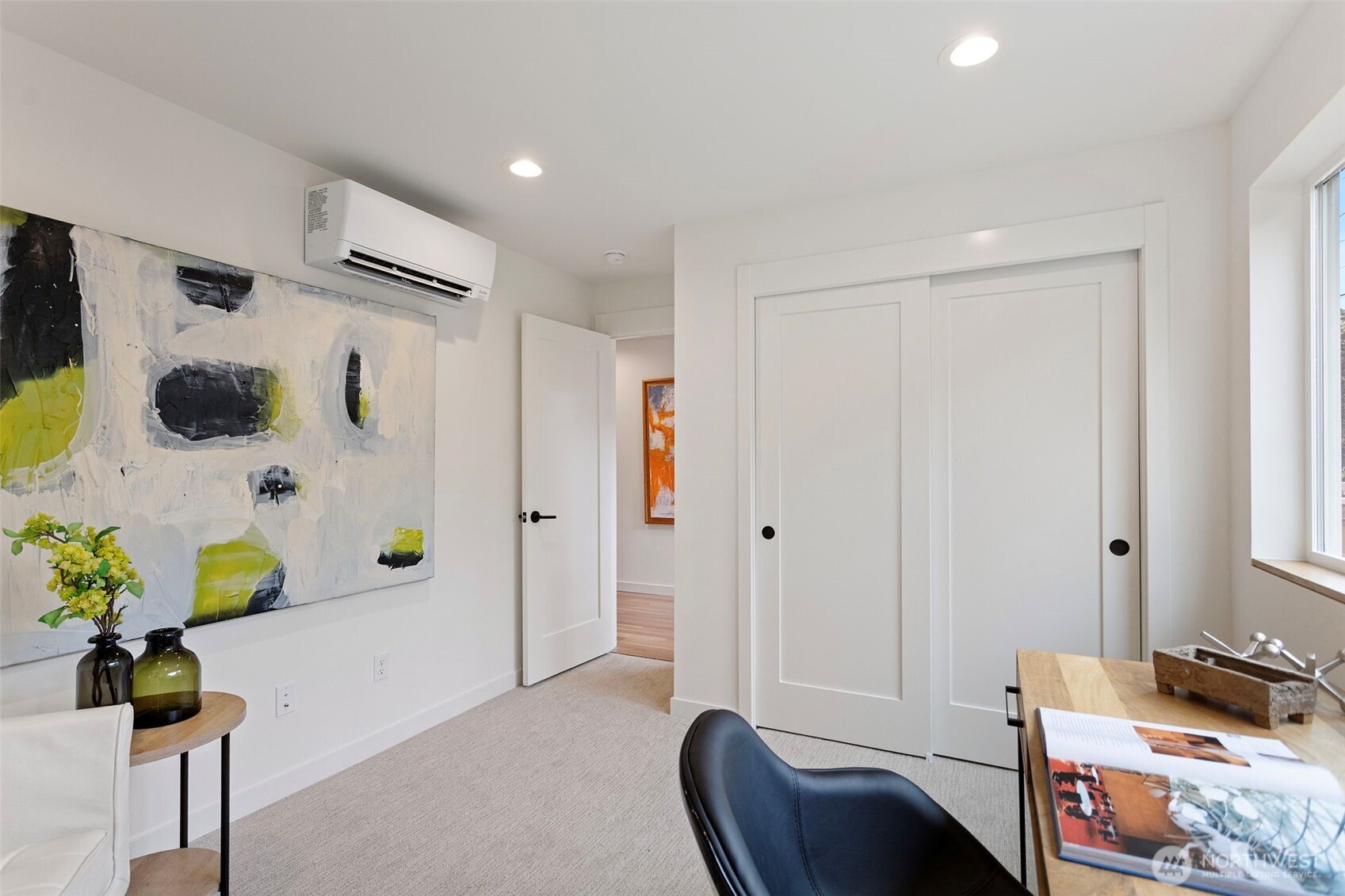 6743 Earl Avenue NW, Seattle, WA 98117