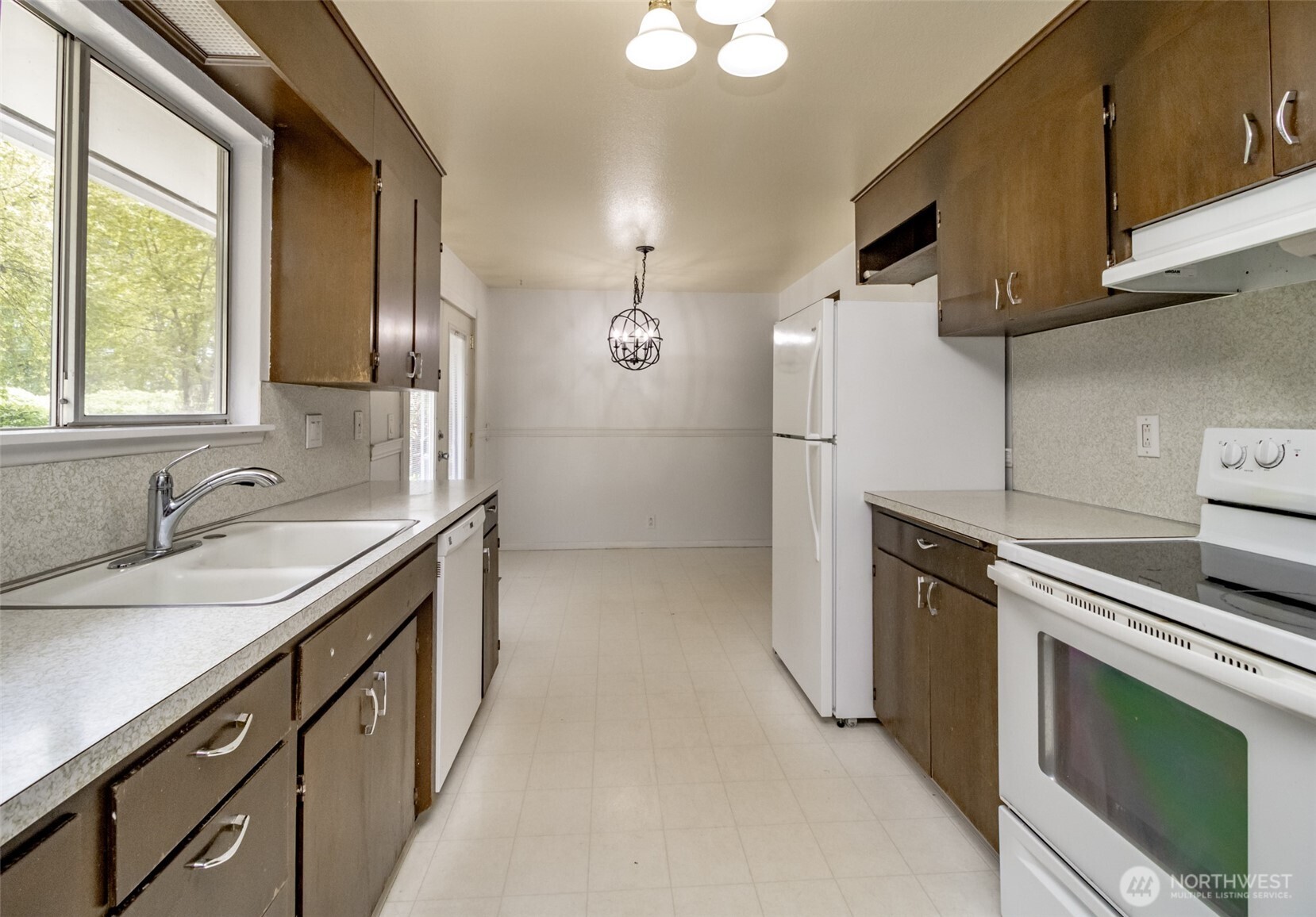 5029 80th Avenue Ct E, Fife, WA 98424
