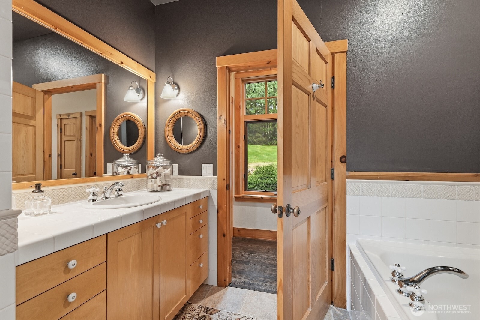 28610 SE 43rd Street , Fall City, WA 98024