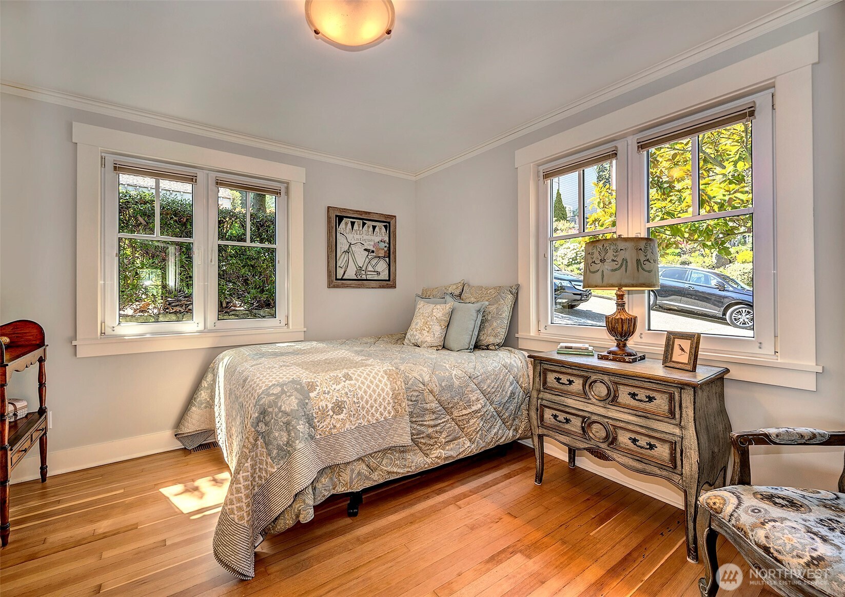 1712 Arch Avenue SW, Seattle, WA 98116