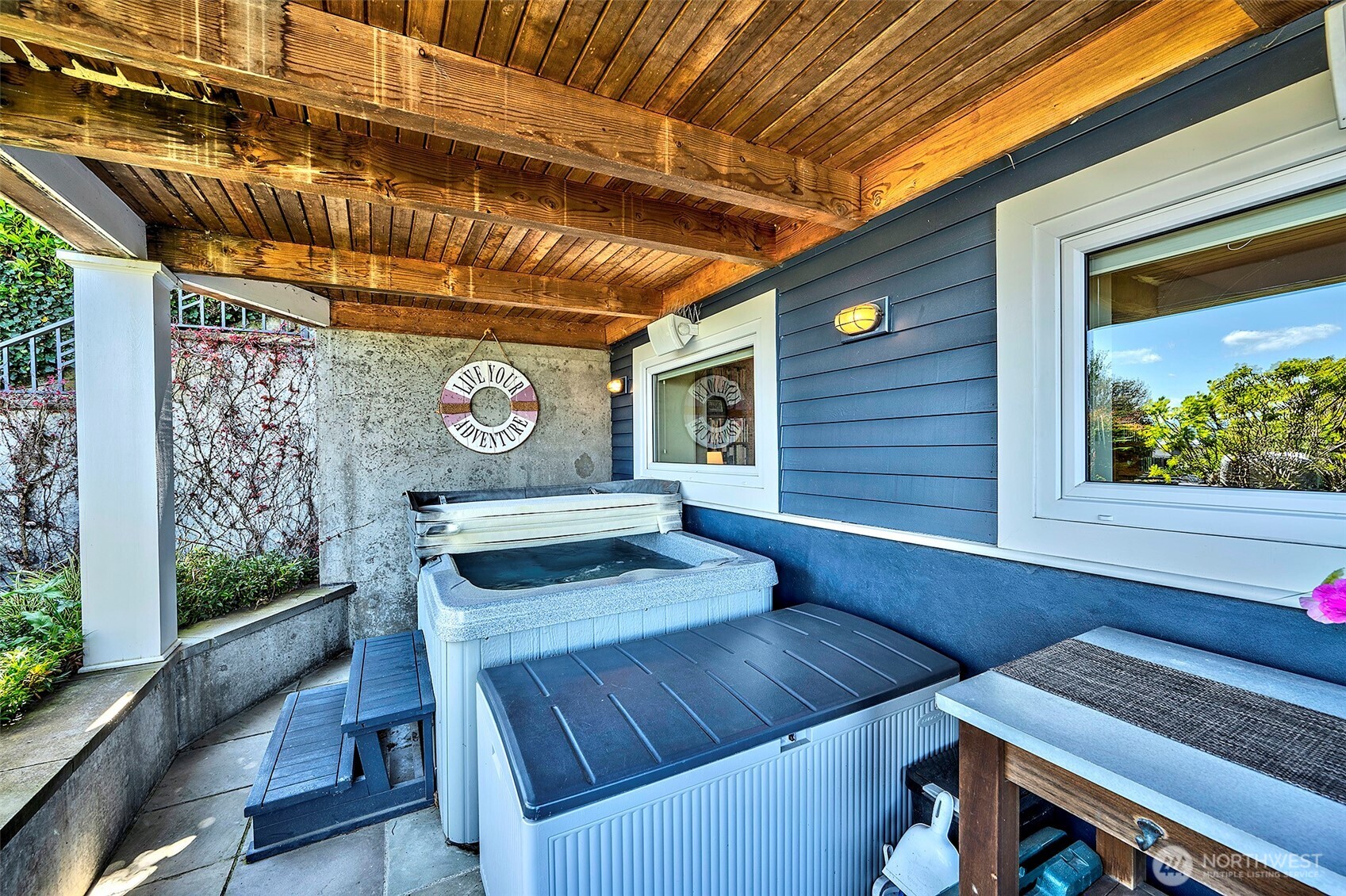 1712 Arch Avenue SW, Seattle, WA 98116