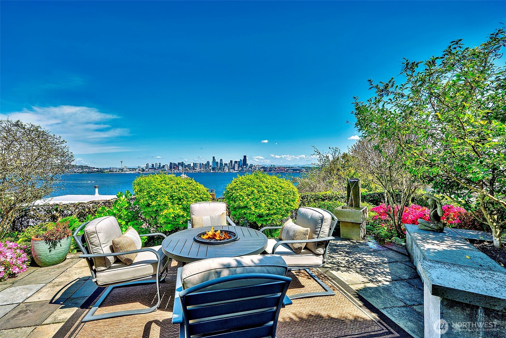 1712 Arch Avenue SW, Seattle, WA 98116