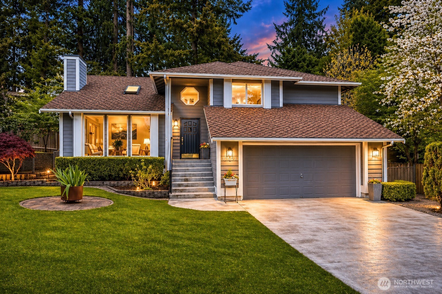 17801 38th Pl W , Lynnwood, WA 98037