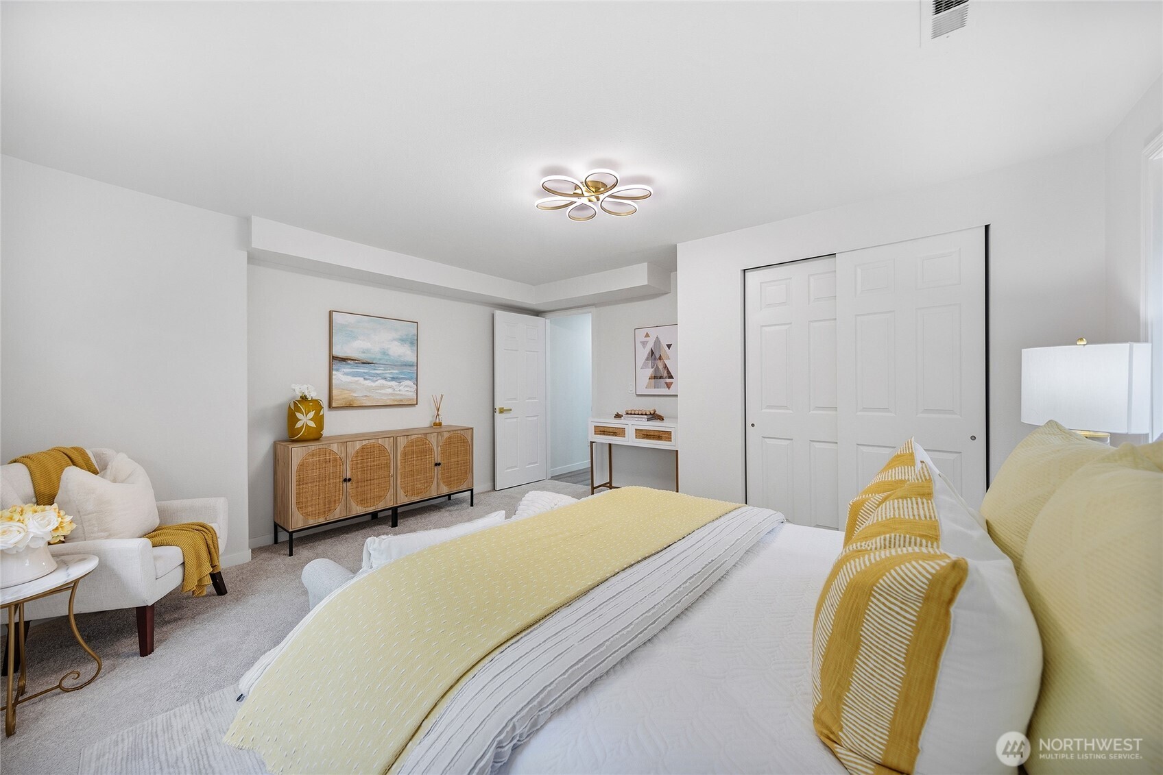 17801 38th Pl W , Lynnwood, WA 98037