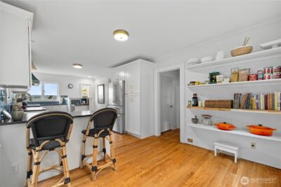 246 Dorffel Drive E, Seattle, WA 98112-5003 - Photo 17