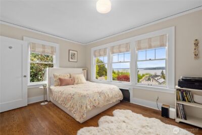246 Dorffel Drive E, Seattle, WA 98112-5003 - Photo 25