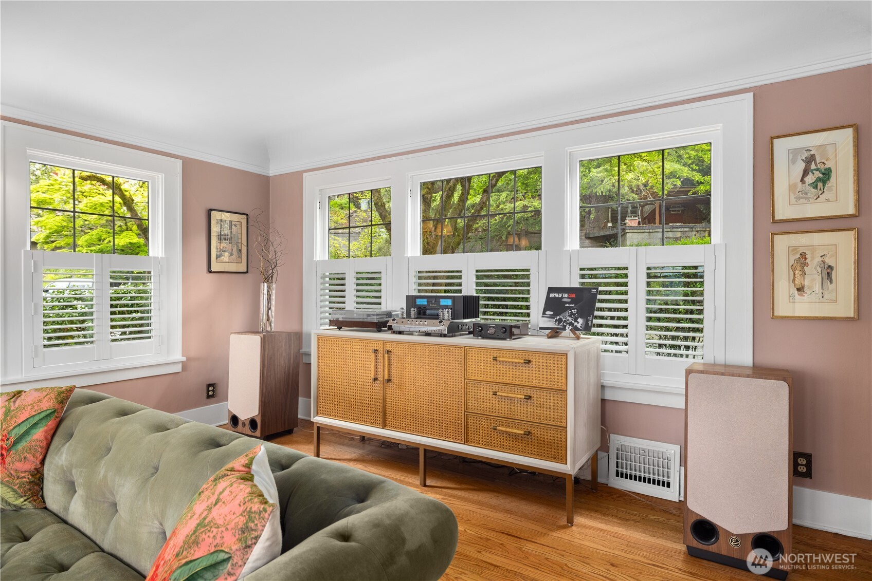 246 Dorffel Drive E, Seattle, WA 98112-5003