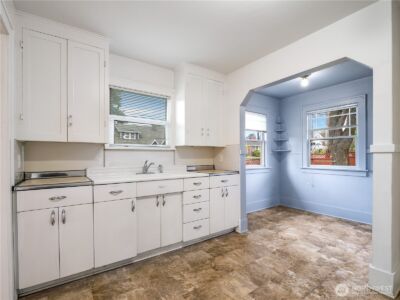 3521 S 11th Street , Tacoma, WA 98405 - Photo 5