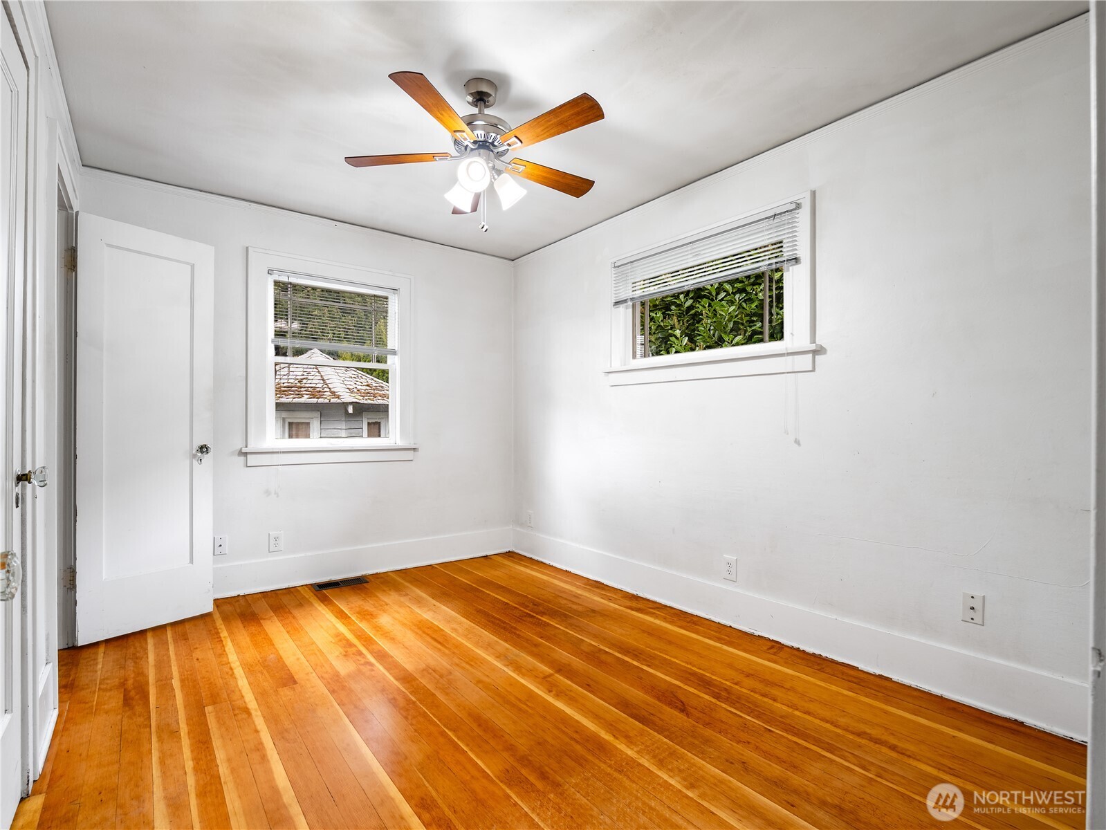3521 S 11th Street , Tacoma, WA 98405