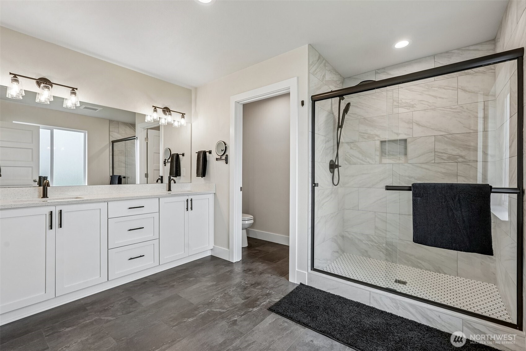 914 NW 175th Way , Ridgefield, WA 98642