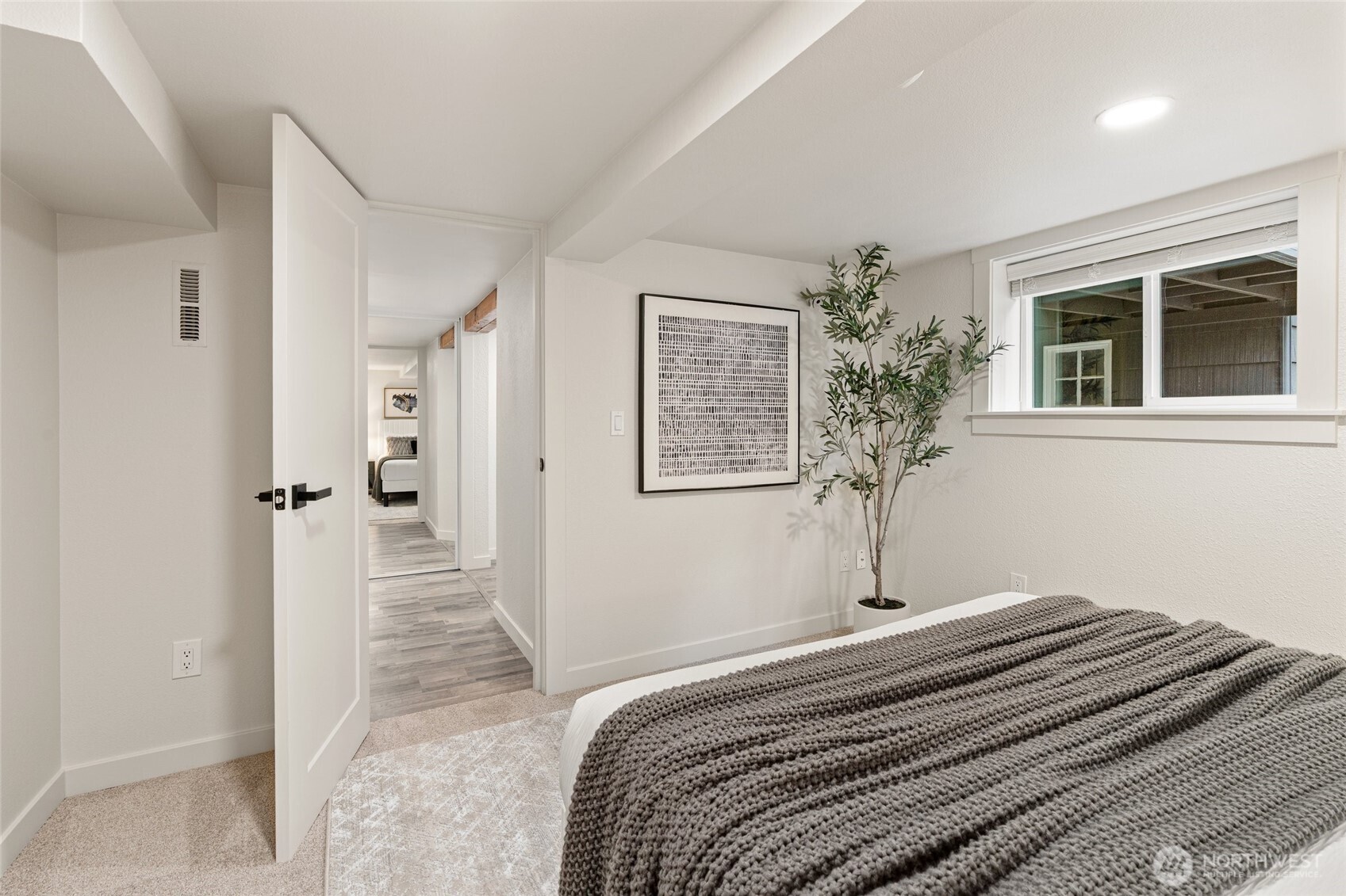 8129 224th Street SW, Edmonds, WA 98026