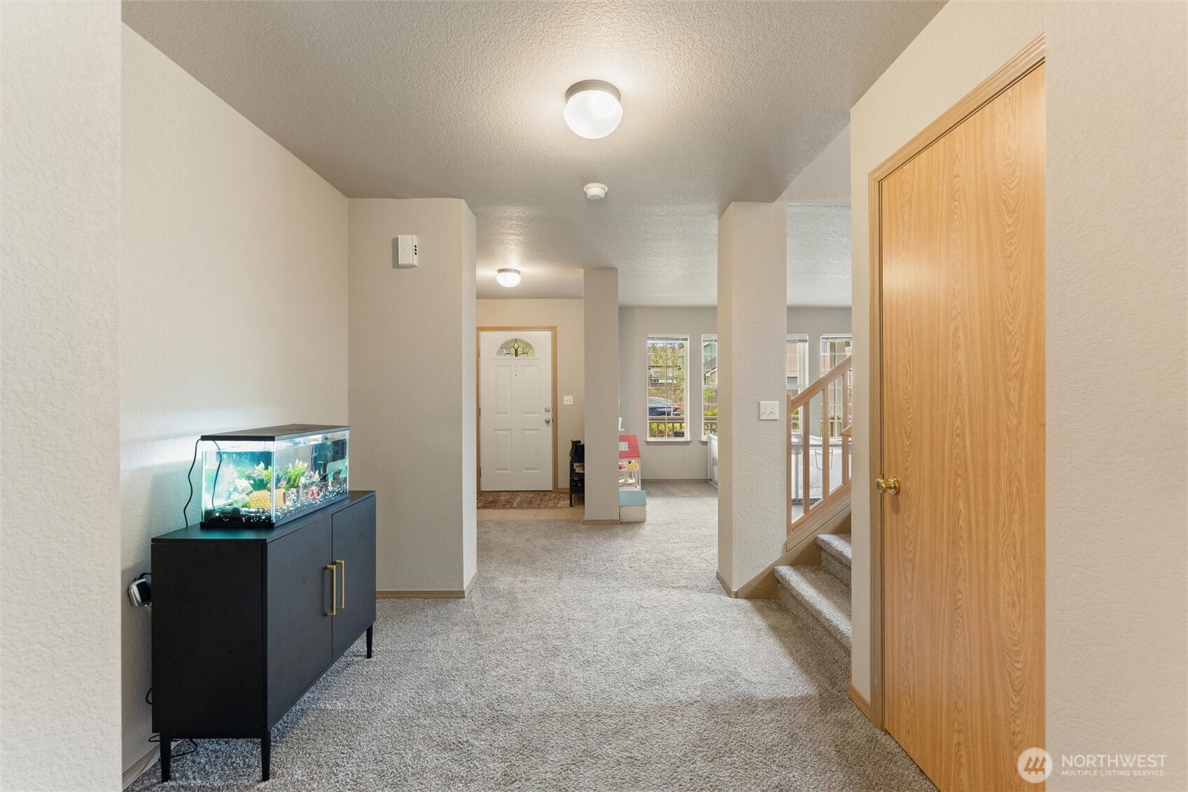 6827 11th Avenue NE, Olympia, WA 98516