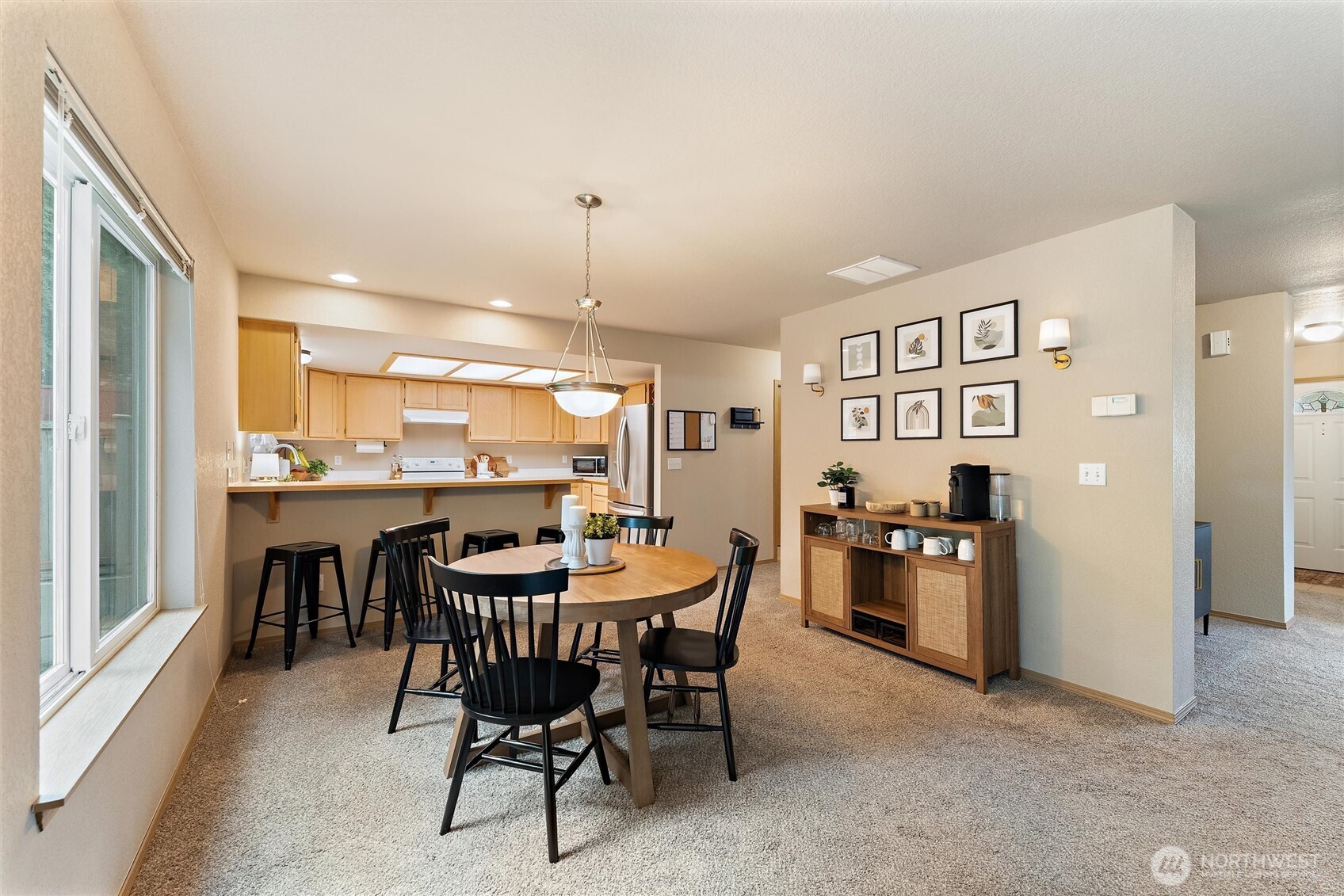 6827 11th Avenue NE, Olympia, WA 98516