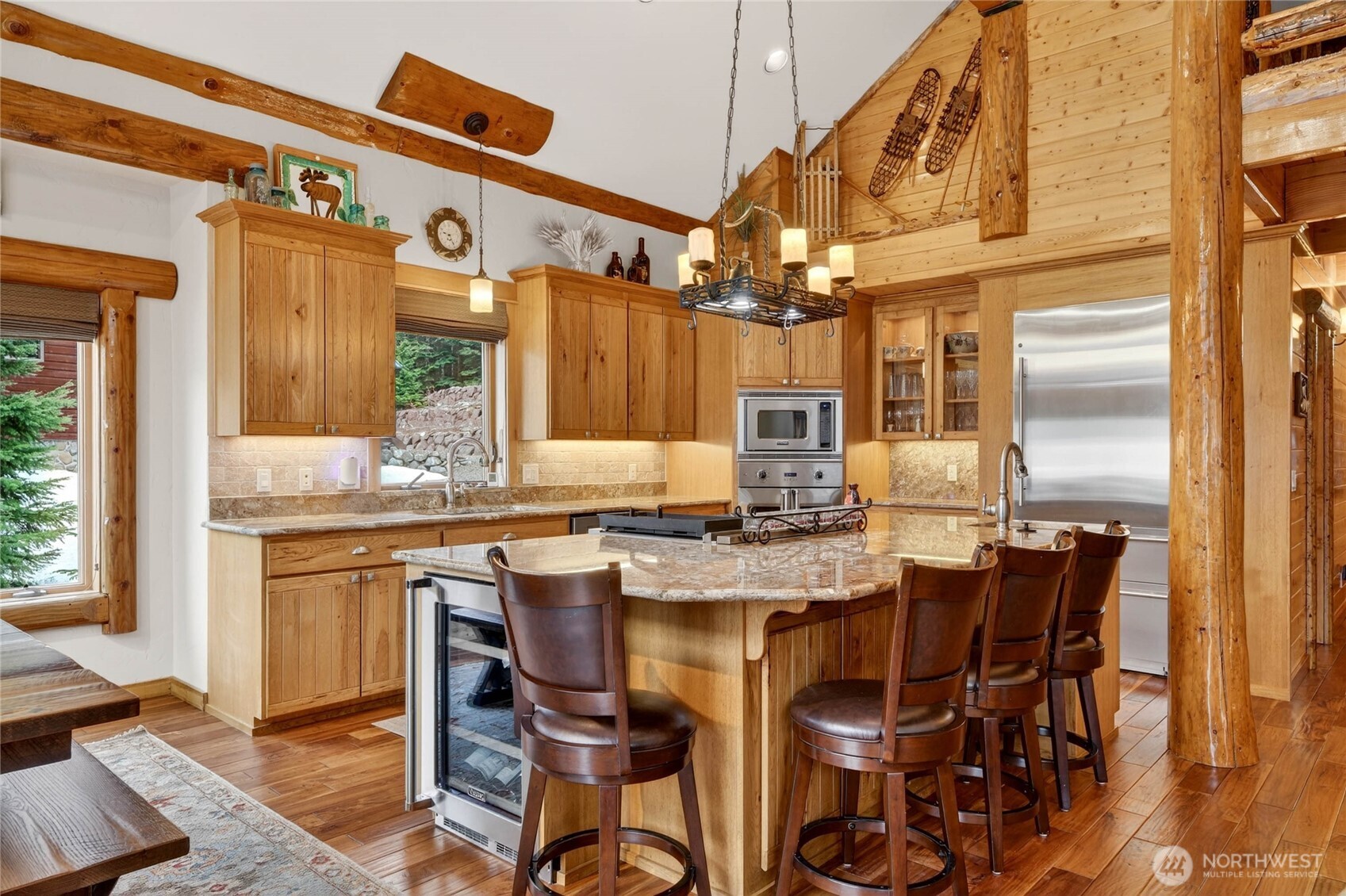 50 Summit Way , Snoqualmie Pass, WA 98068