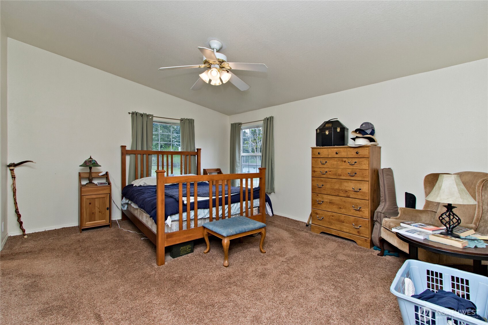 41 E Bay Heights Drive , Allyn, WA 98524