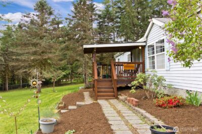 41 E Bay Heights Drive , Allyn, WA 98524 - Photo 4