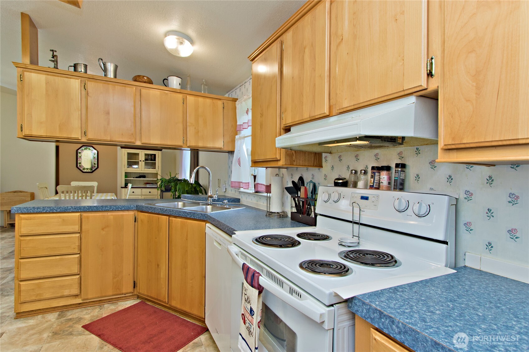 41 E Bay Heights Drive , Allyn, WA 98524