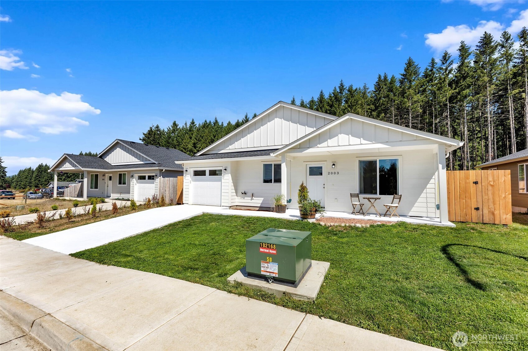 2003 Apple Road , Winlock, WA 98596