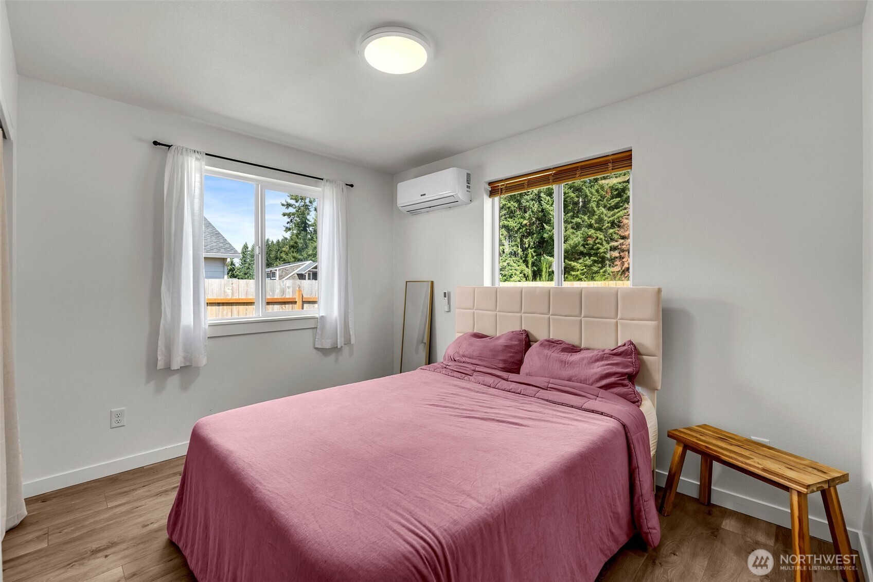 2003 Apple Road , Winlock, WA 98596