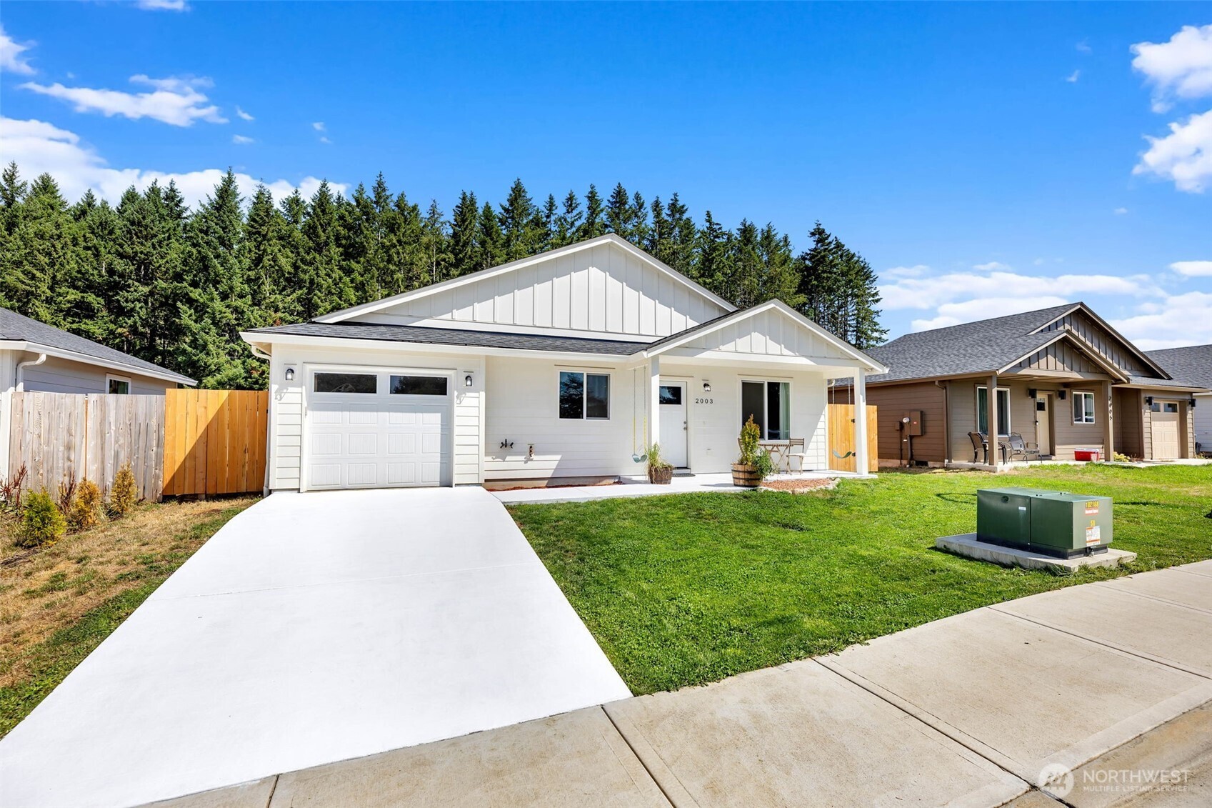 2003 Apple Road , Winlock, WA 98596