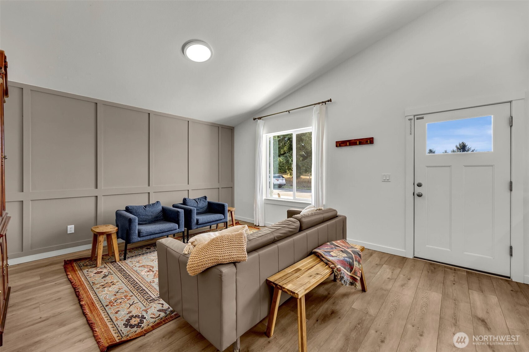 2003 Apple Road , Winlock, WA 98596